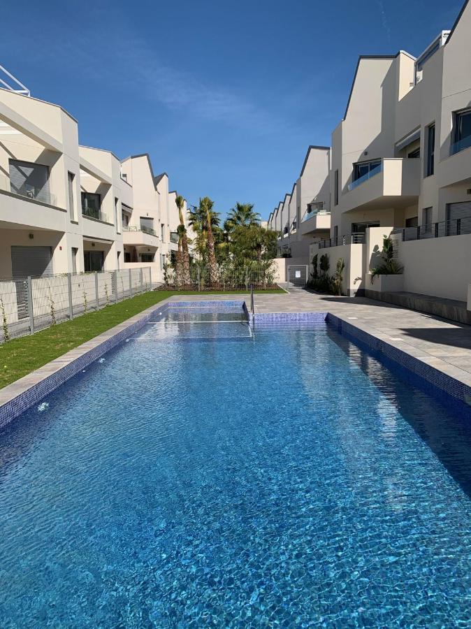 Apartamento Con Solarium Villa Amalia Torrevieja Exteriör bild